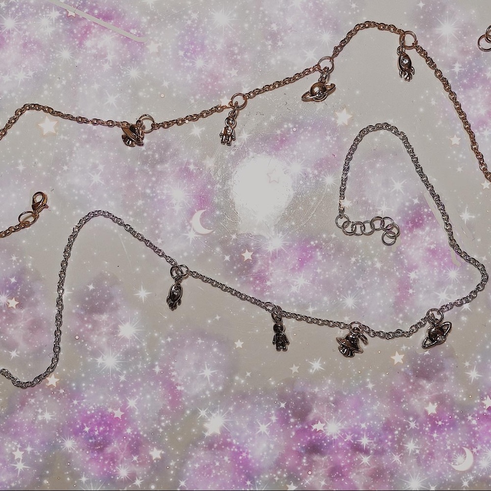 handmade space chokers 🪐👽
